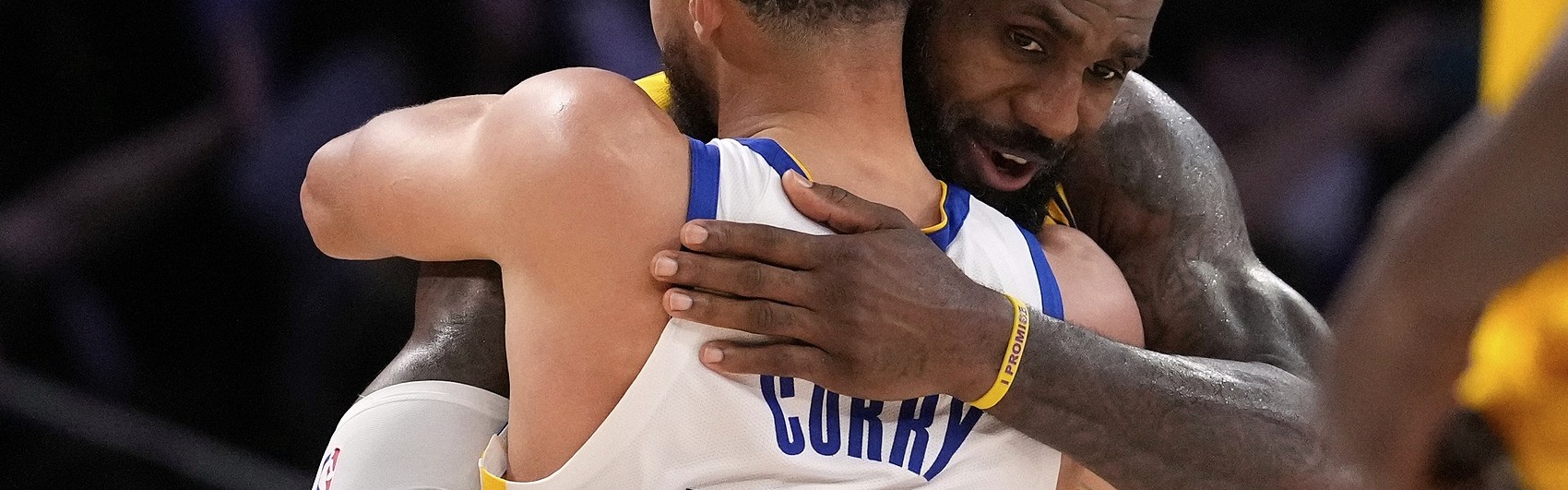 老将底薪？送走巴特勒？库里格林或将招募老詹但勇士该如何操作？